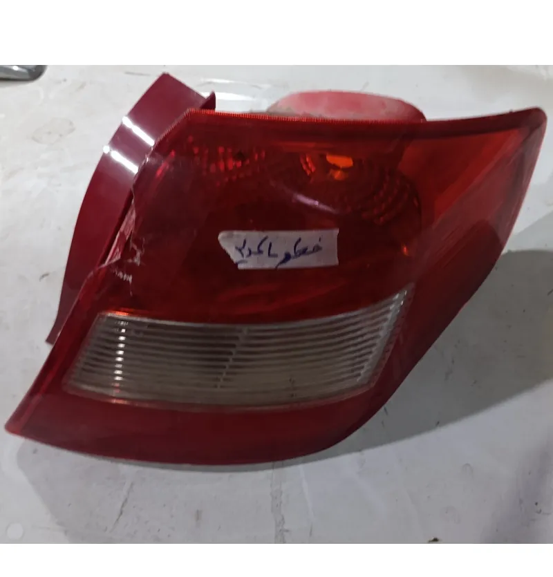چراغ خطر عقب چپ ام وی ام 550 استوک