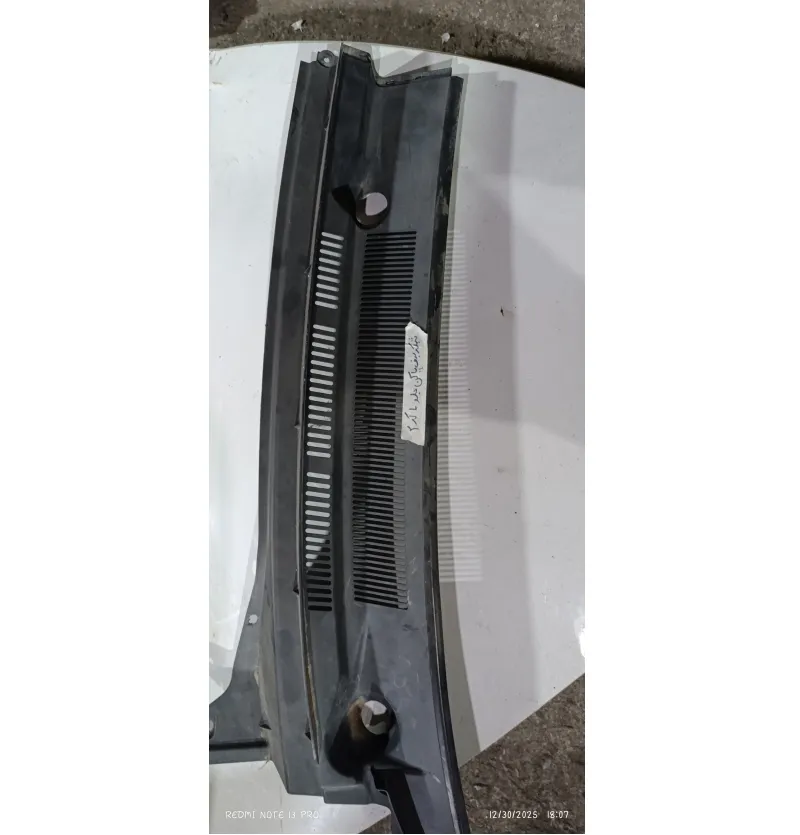 شبکه برف پاک کن چپ ام وی ام 550 استوک