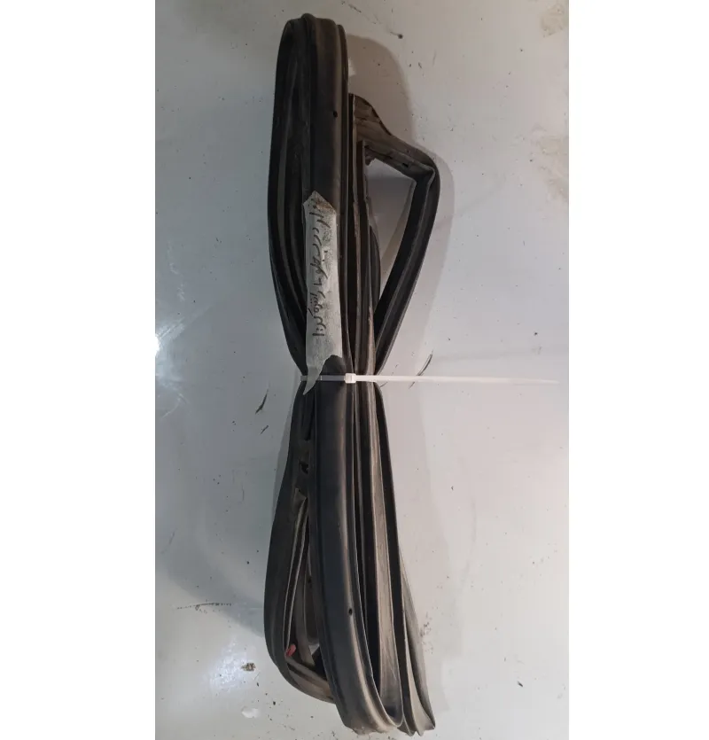 نوار دور درب جلو چپ لیفان 620 استوک